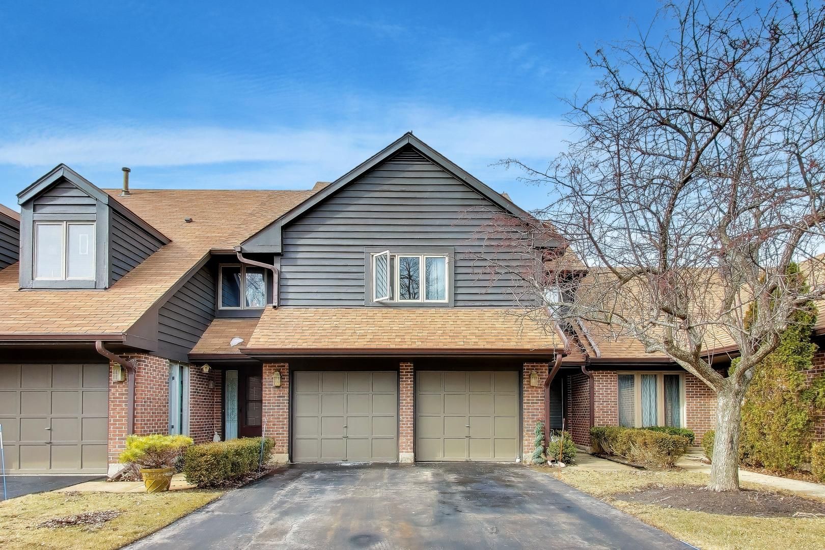 654 Picardy Circle — Northbrook, IL 60062