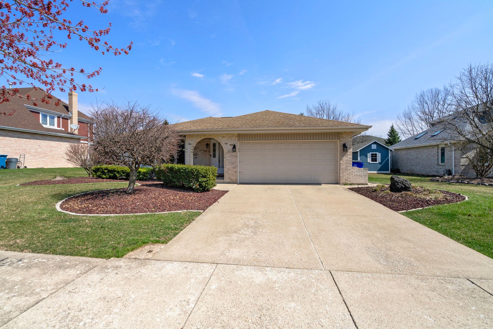 16527 Orange Avenue — Orland Park, IL 60467