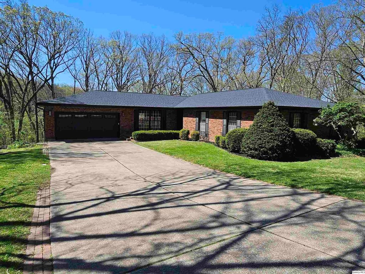 20 Boca Drive, Hannibal, MO 63401