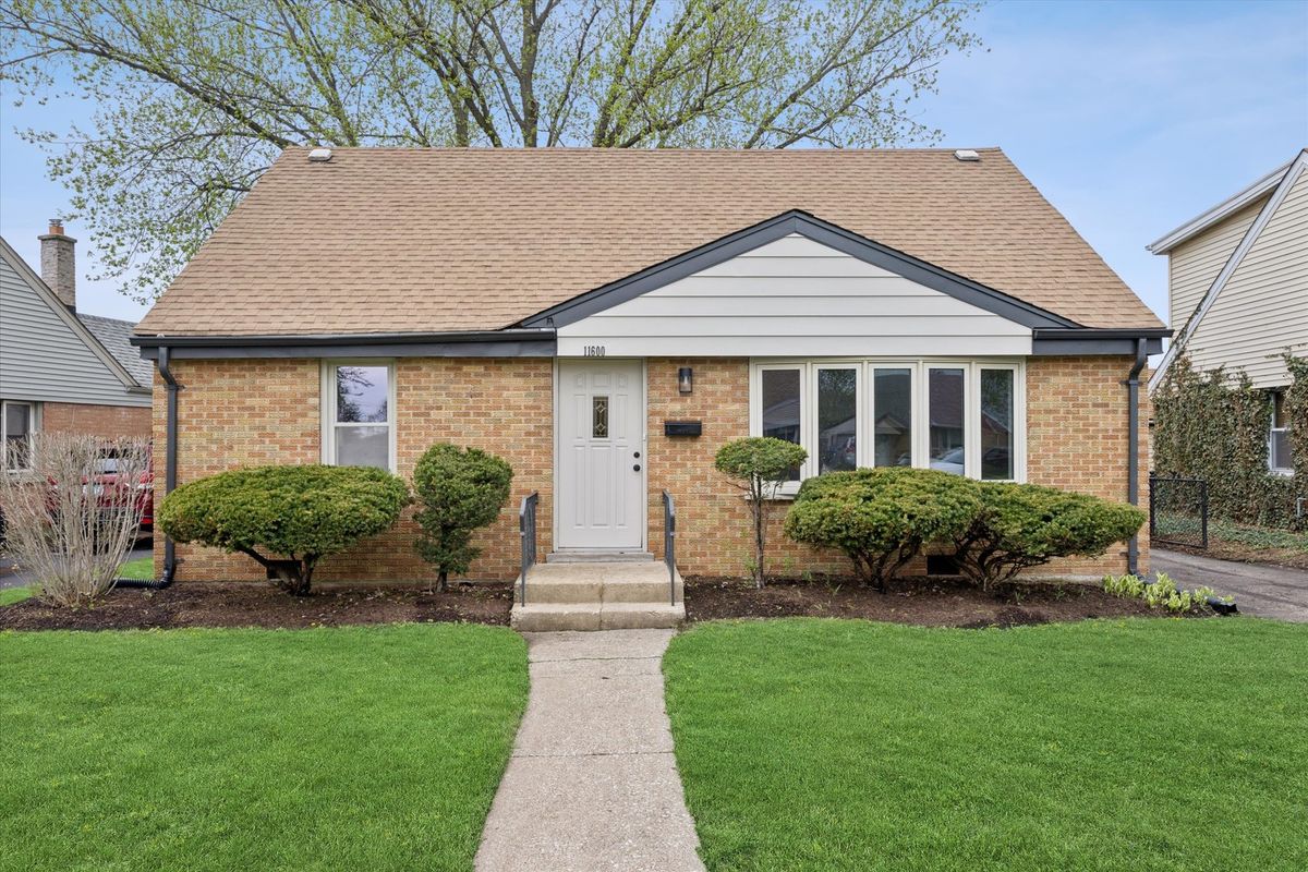 11600 Kolmar Avenue, Alsip, IL 60803