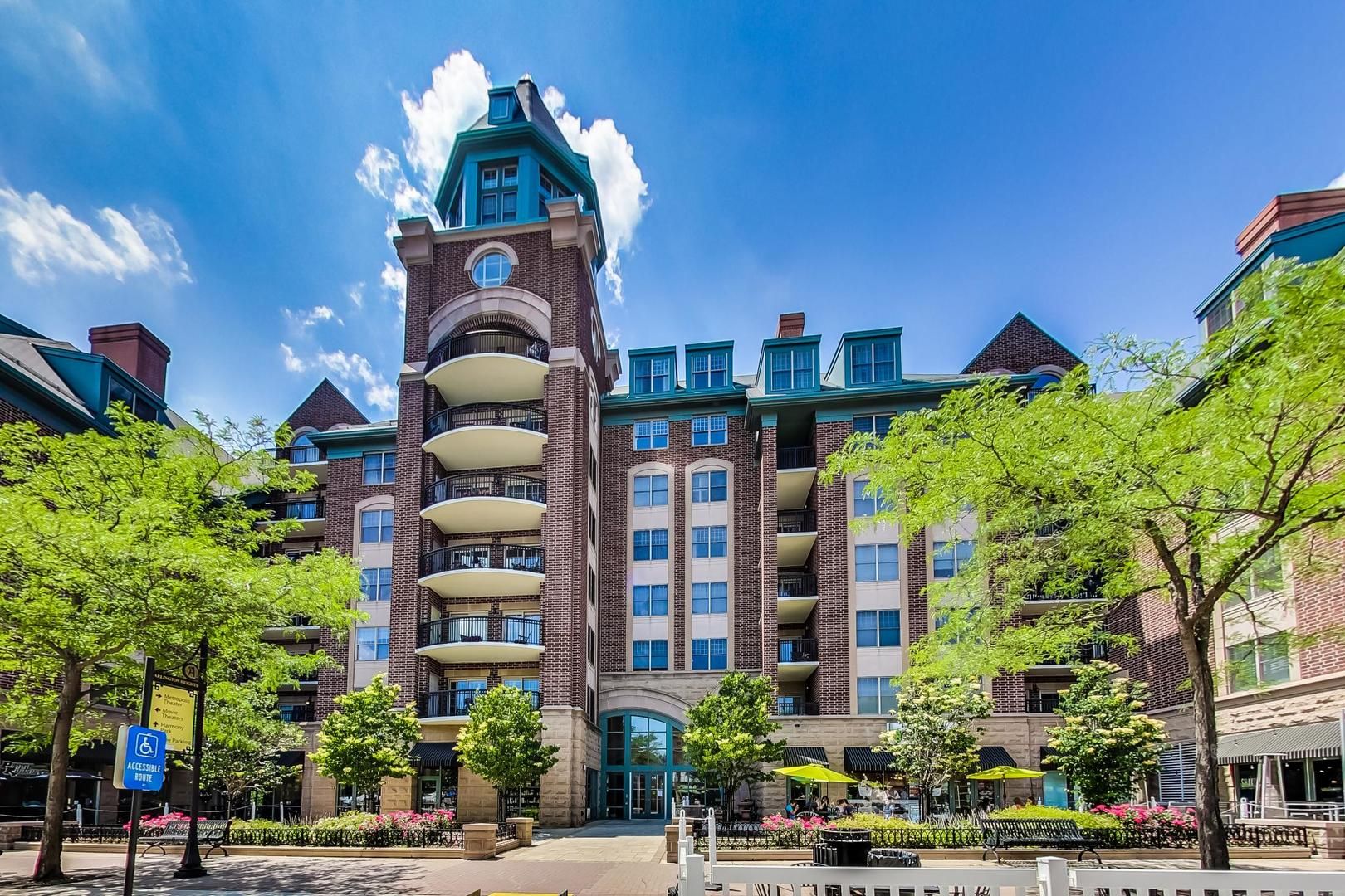 44 N VAIL Avenue #505 — Arlington Heights, IL 60005