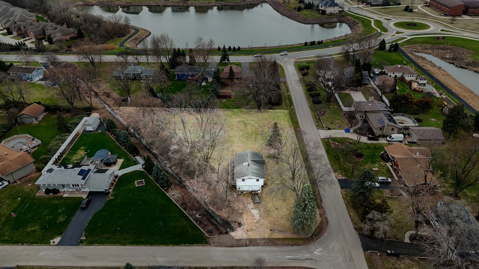 10135 Sunridge Drive — Naperville, IL 60564