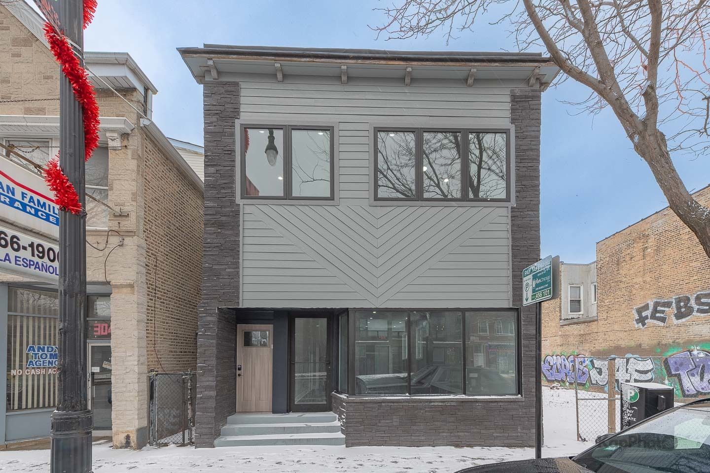 3044 W Irving Park Road — Chicago, IL 60618