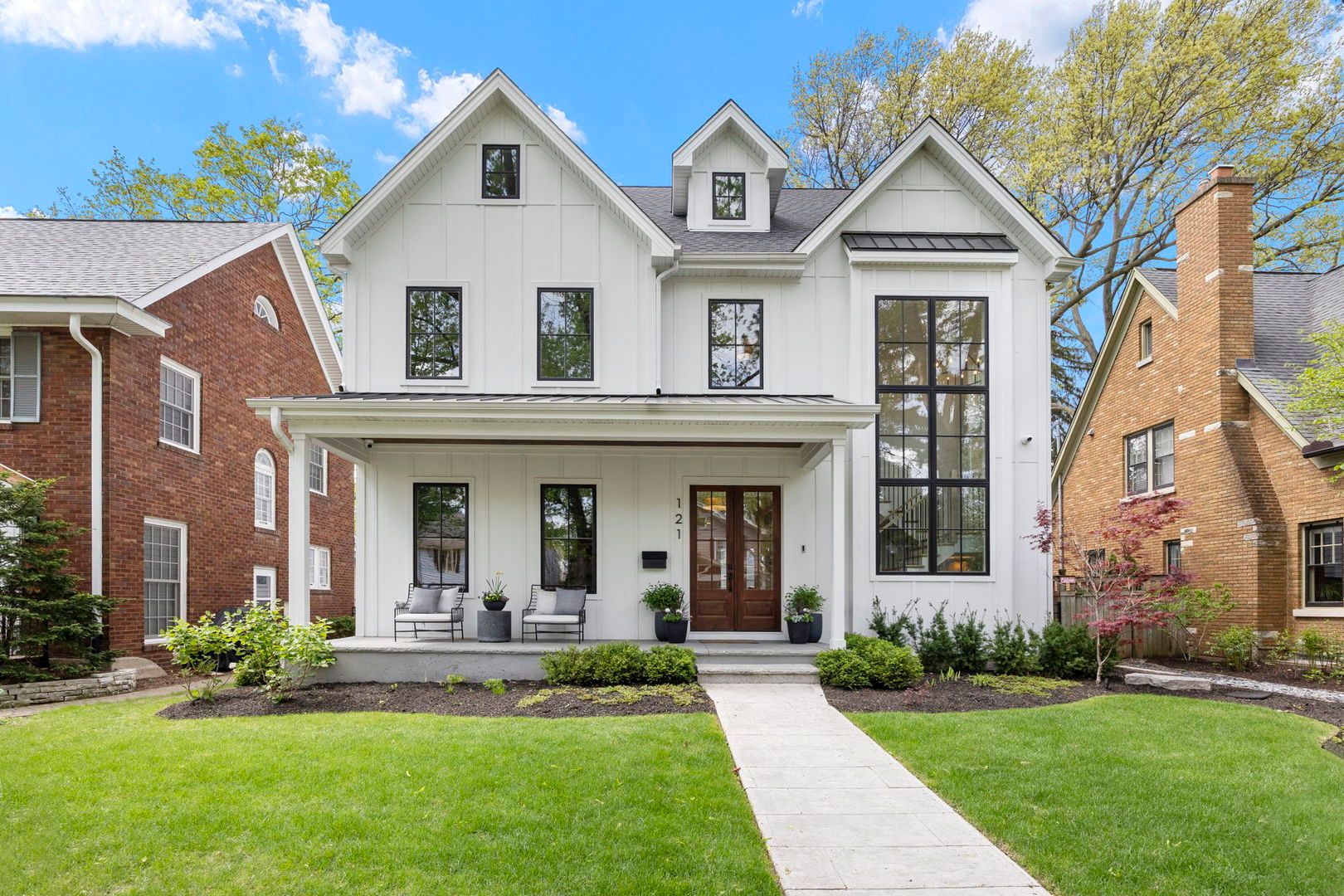 121 N Julian Street — Naperville, IL 60540