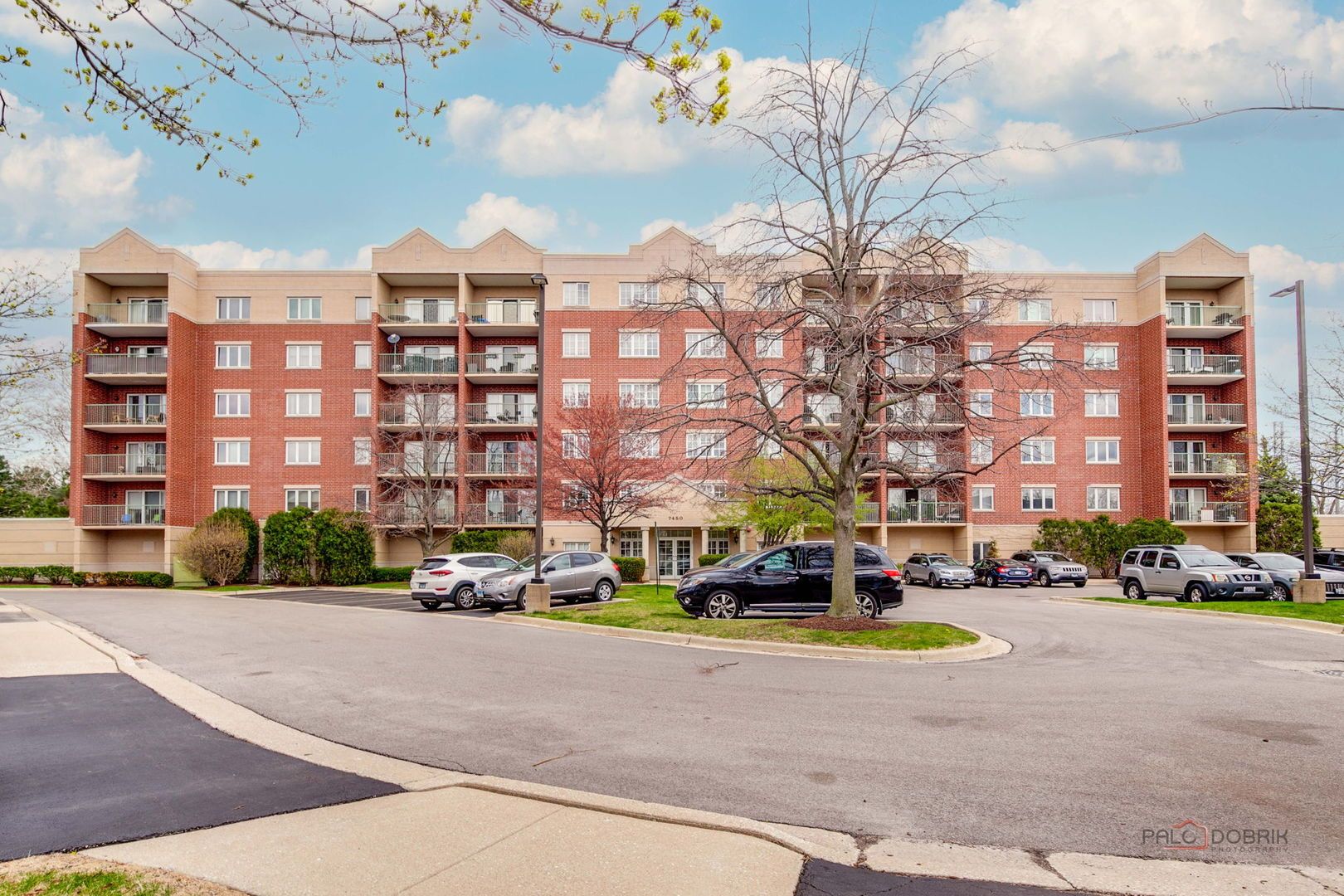 7450 Lincoln Avenue #501 — Skokie, IL 60076