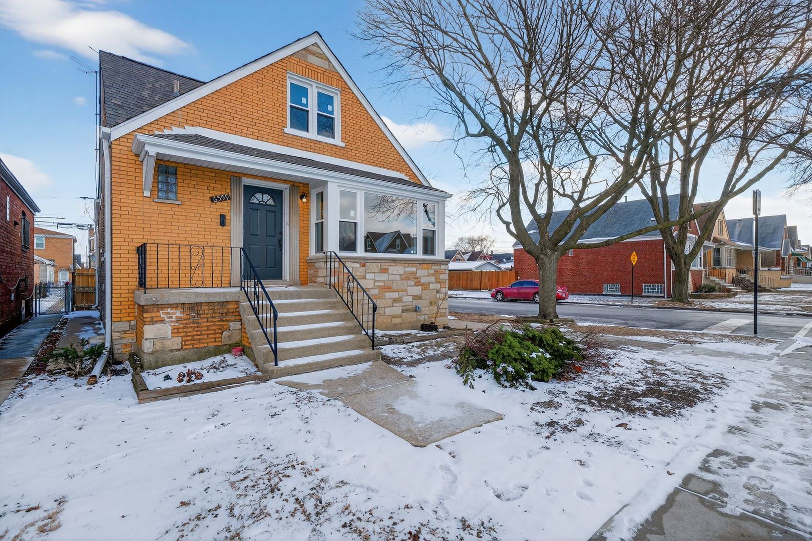 6559 S Kedvale Avenue — Chicago, IL 60629