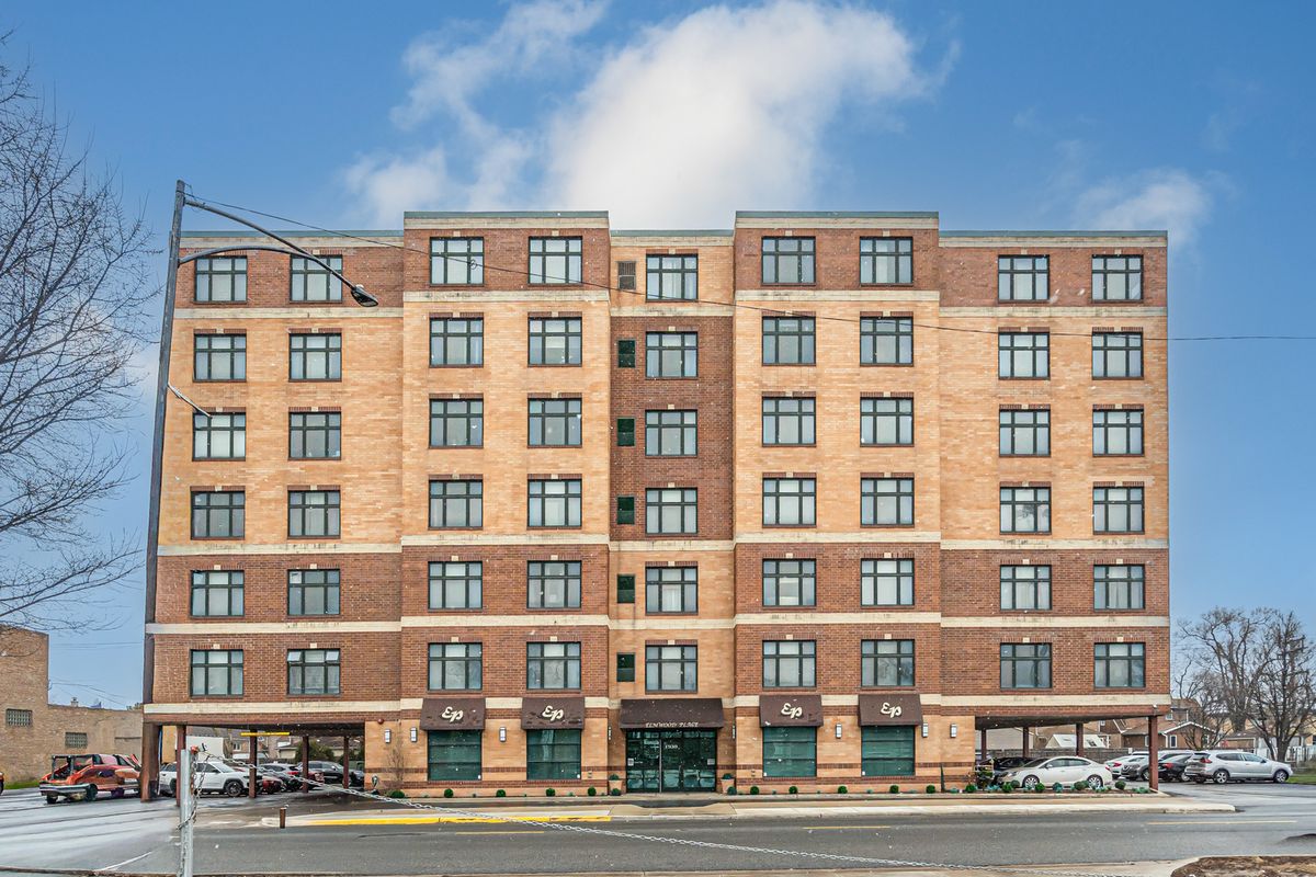 1930 Harlem Avenue, Elmwood Park, IL 60707