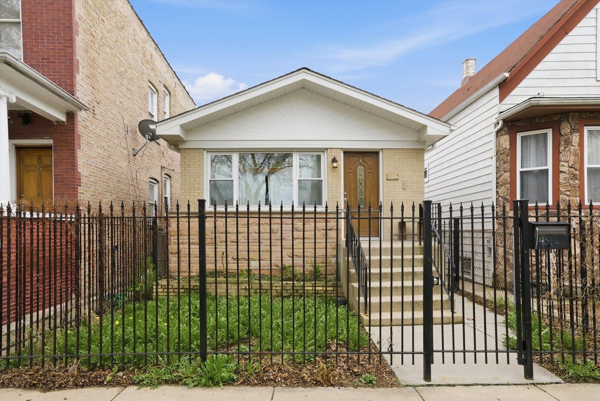 4311 Shakespeare Avenue, Chicago, IL 60639