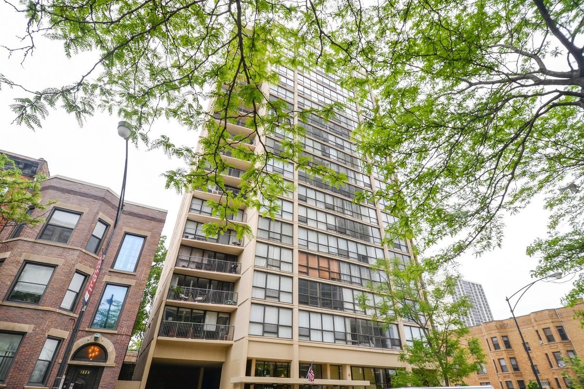 1540 Lasalle Street, Chicago, IL 60610