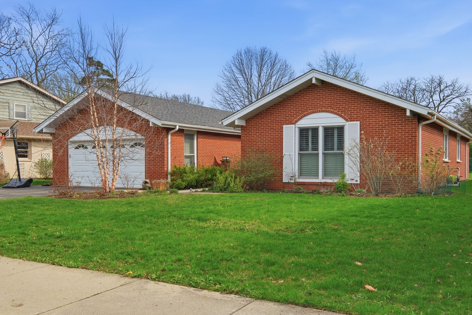 955 Summit Drive — Deerfield, IL 60015