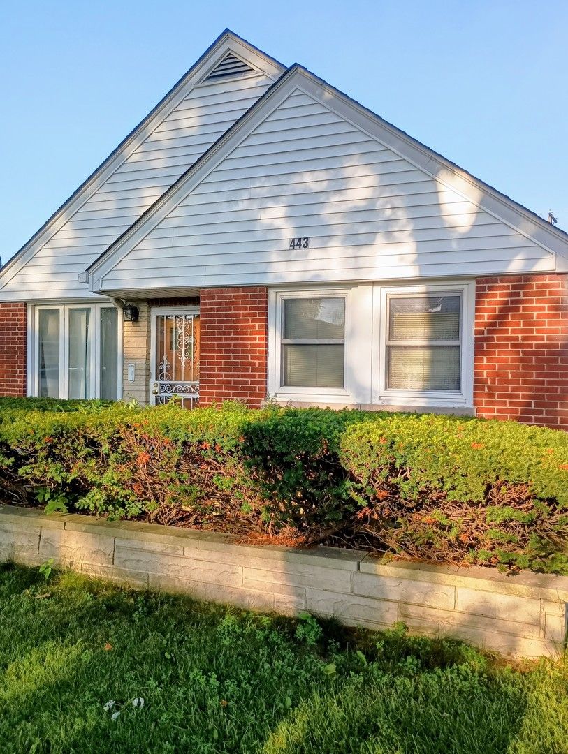 443 Granville Avenue — Bellwood, IL 60104