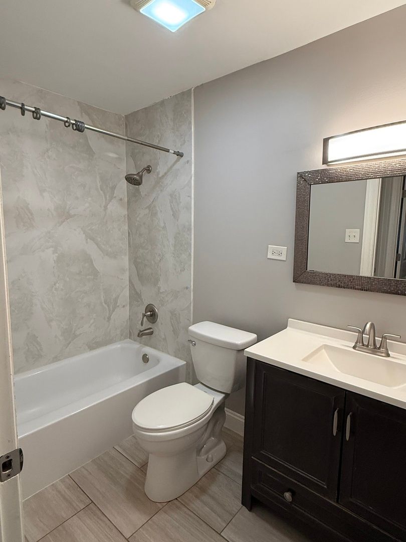 706 Marilyn Avenue, Glendale Heights, IL 60139