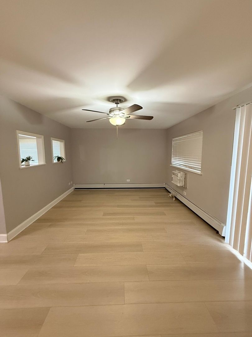 706 Marilyn Avenue, Glendale Heights, IL 60139