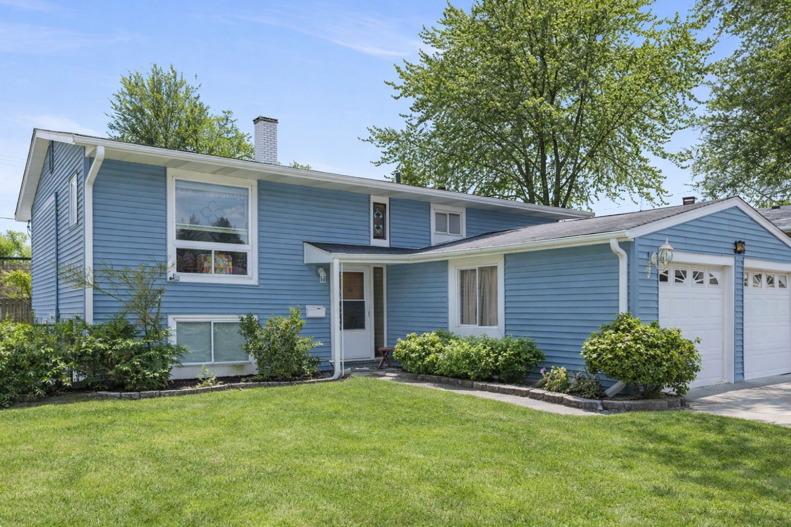 225 E Lincoln Avenue — Glendale Heights, IL 60139