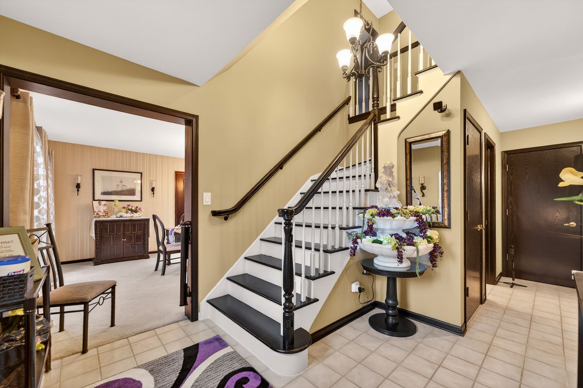 0S775 Madison Street, Winfield, IL 60190