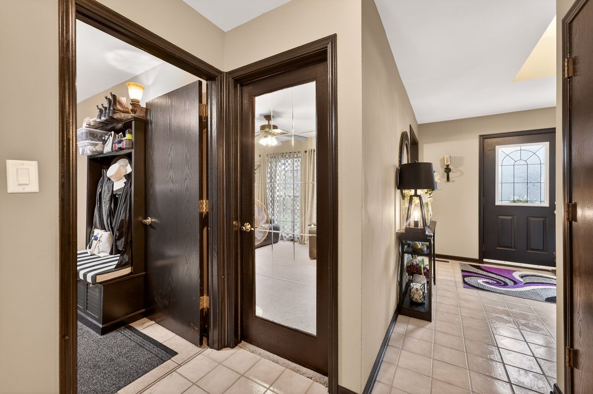 0S775 Madison Street, Winfield, IL 60190