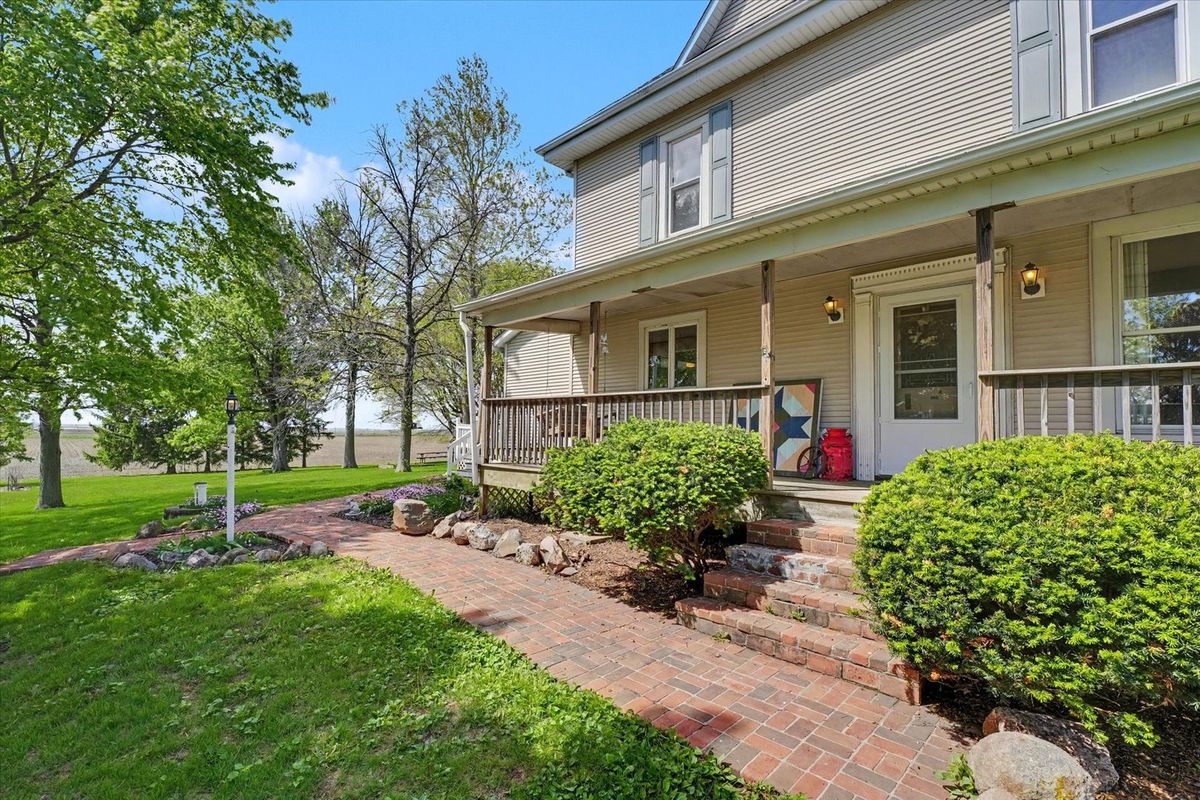 23 E 1500 North Road, Cisco, IL 61830