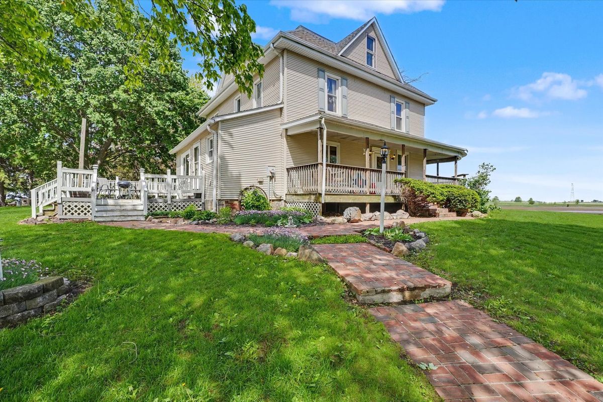 23 E 1500 North Road, Cisco, IL 61830