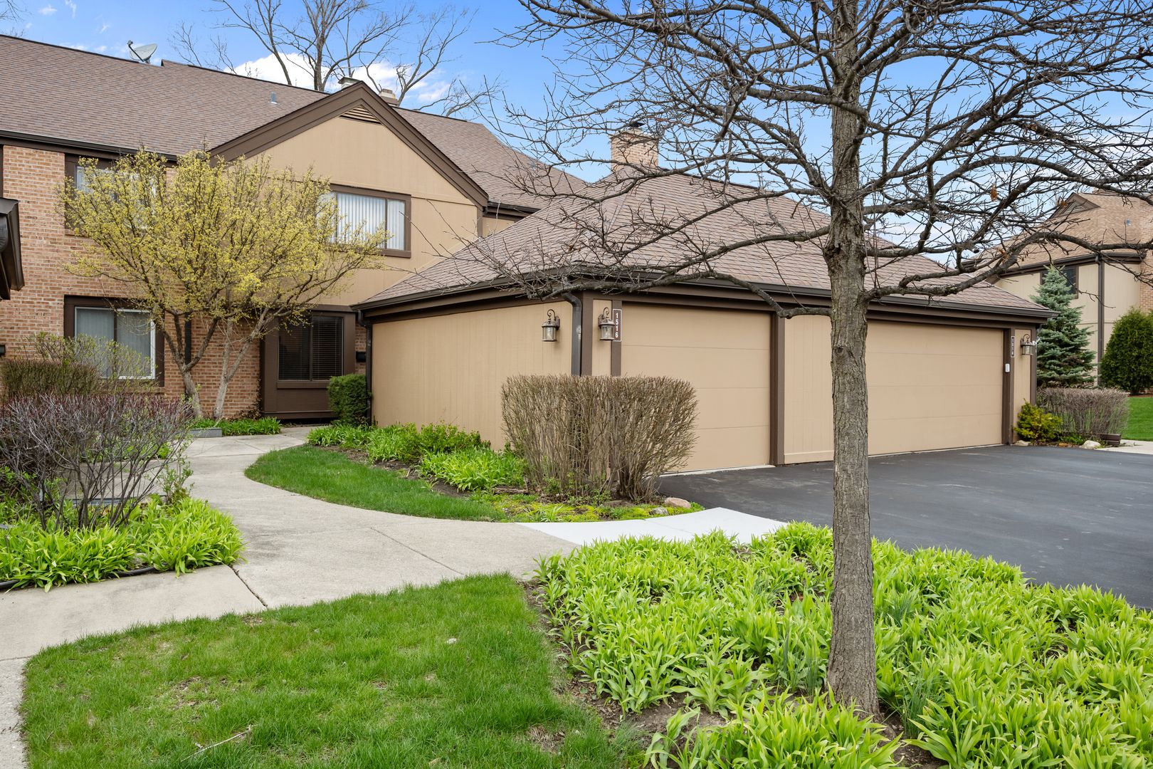 1516 Anderson Lane — Buffalo Grove, IL 60089