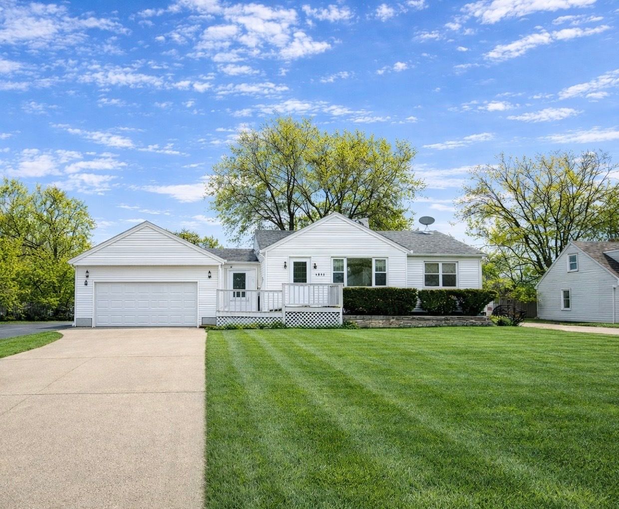 3935 Arthur Terrace Court — Markham, IL 60428