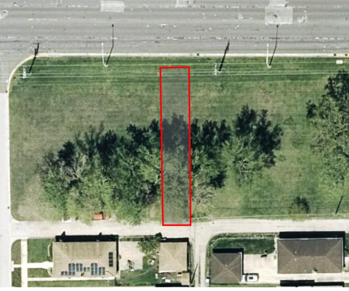 806 State Street, Calumet City, IL 60409