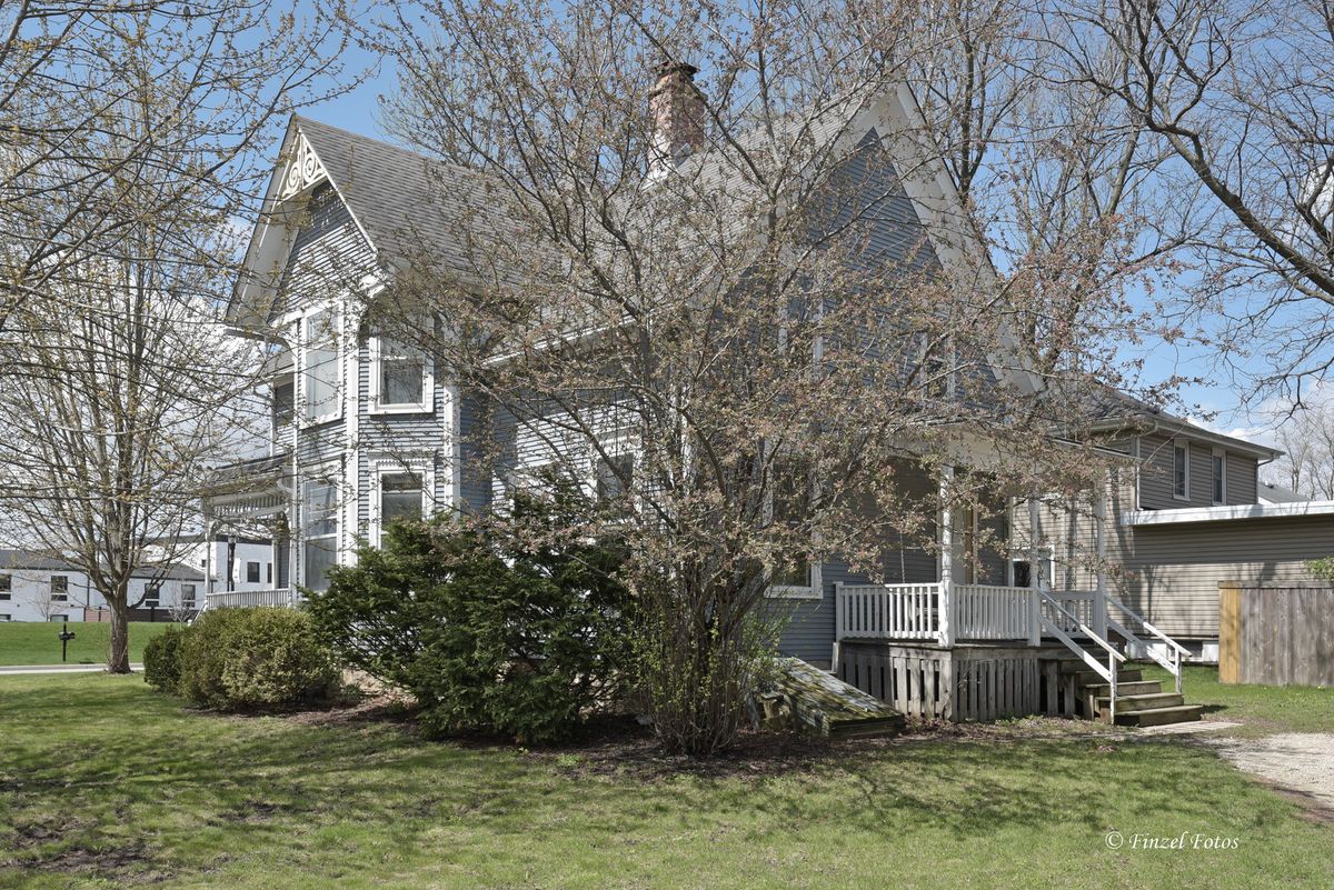 11120 Church Street, Huntley, IL 60142