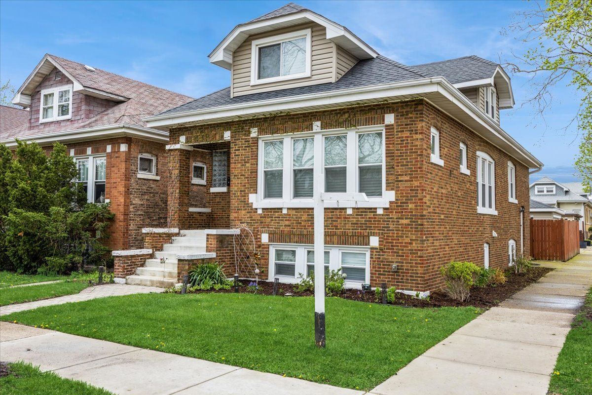 3647 Euclid Avenue, Berwyn, IL 60402