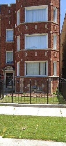 7827 S Winchester Avenue #2 — Chicago, IL 60620