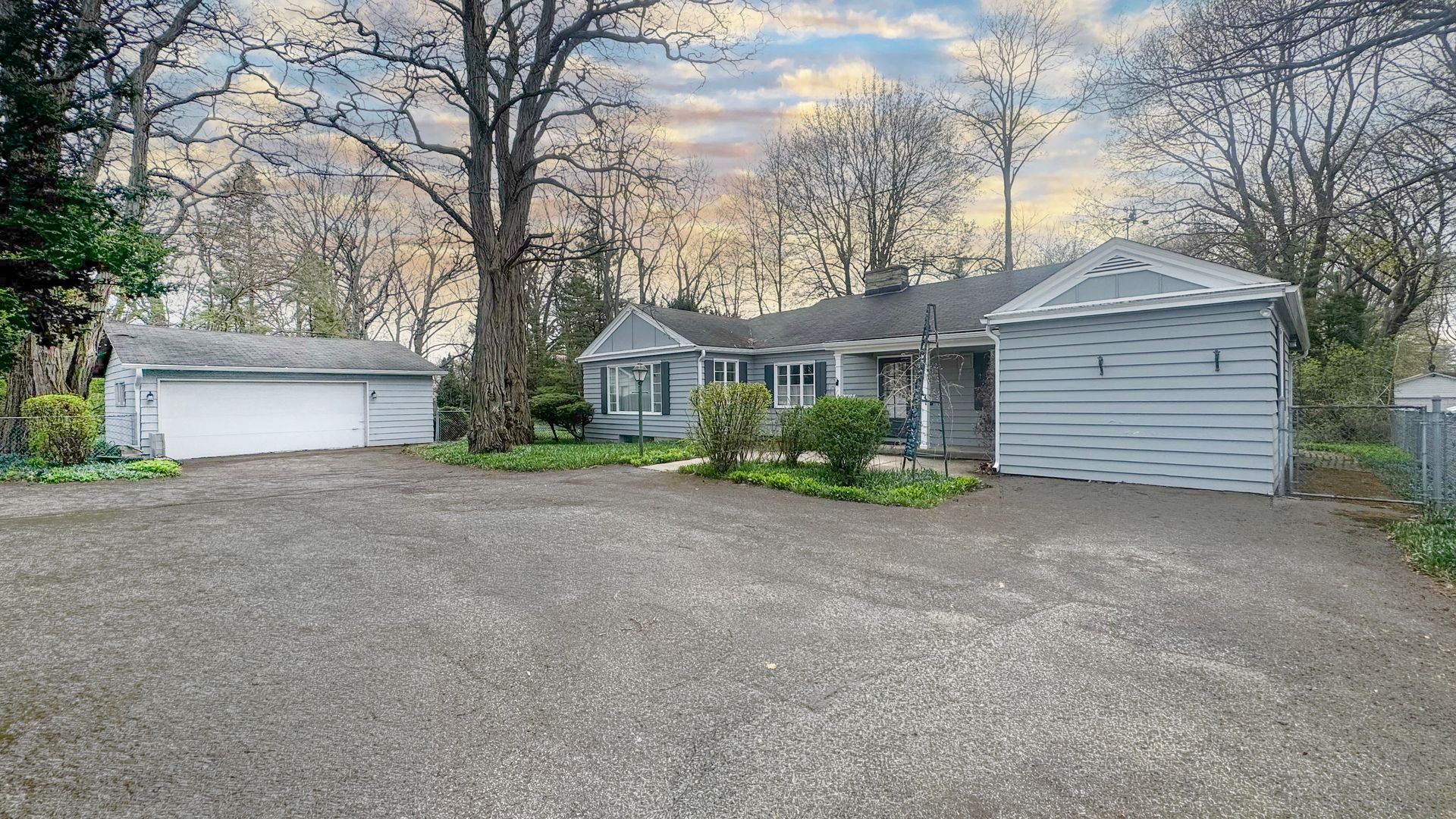 1848 N Sheridan Road — Waukegan, IL 60087