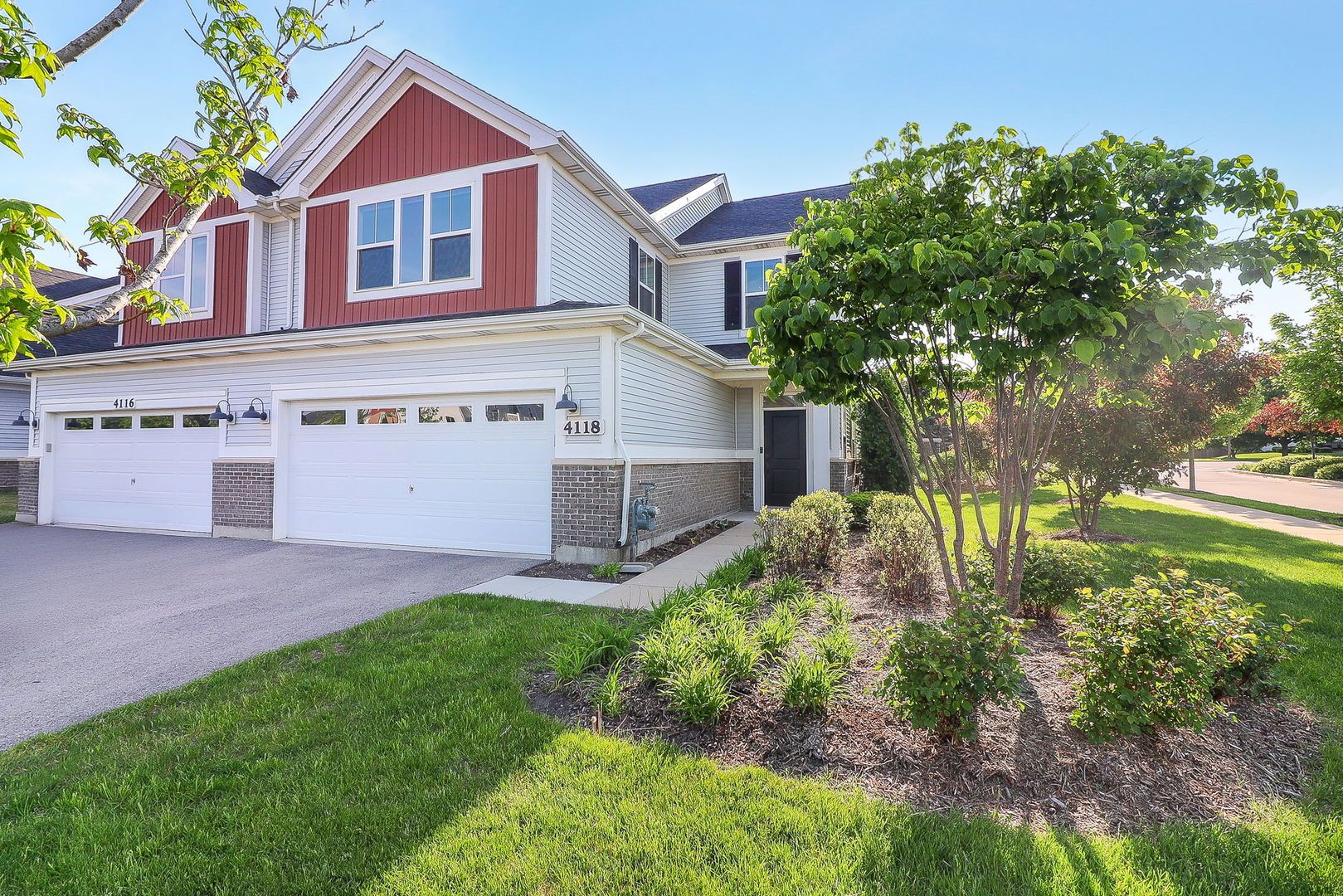 4118 Calder Lane — Aurora, IL 60504