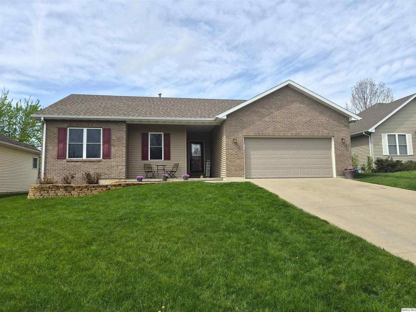 720 Brookfield Rd — Quincy, IL 62305