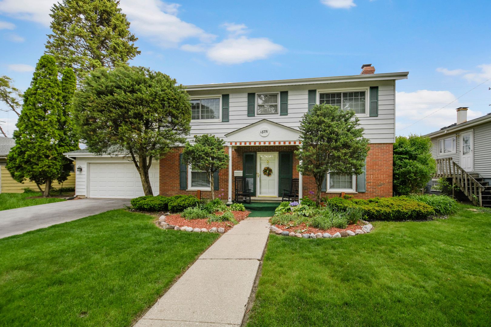 18751 Kings Road — Homewood, IL 60430
