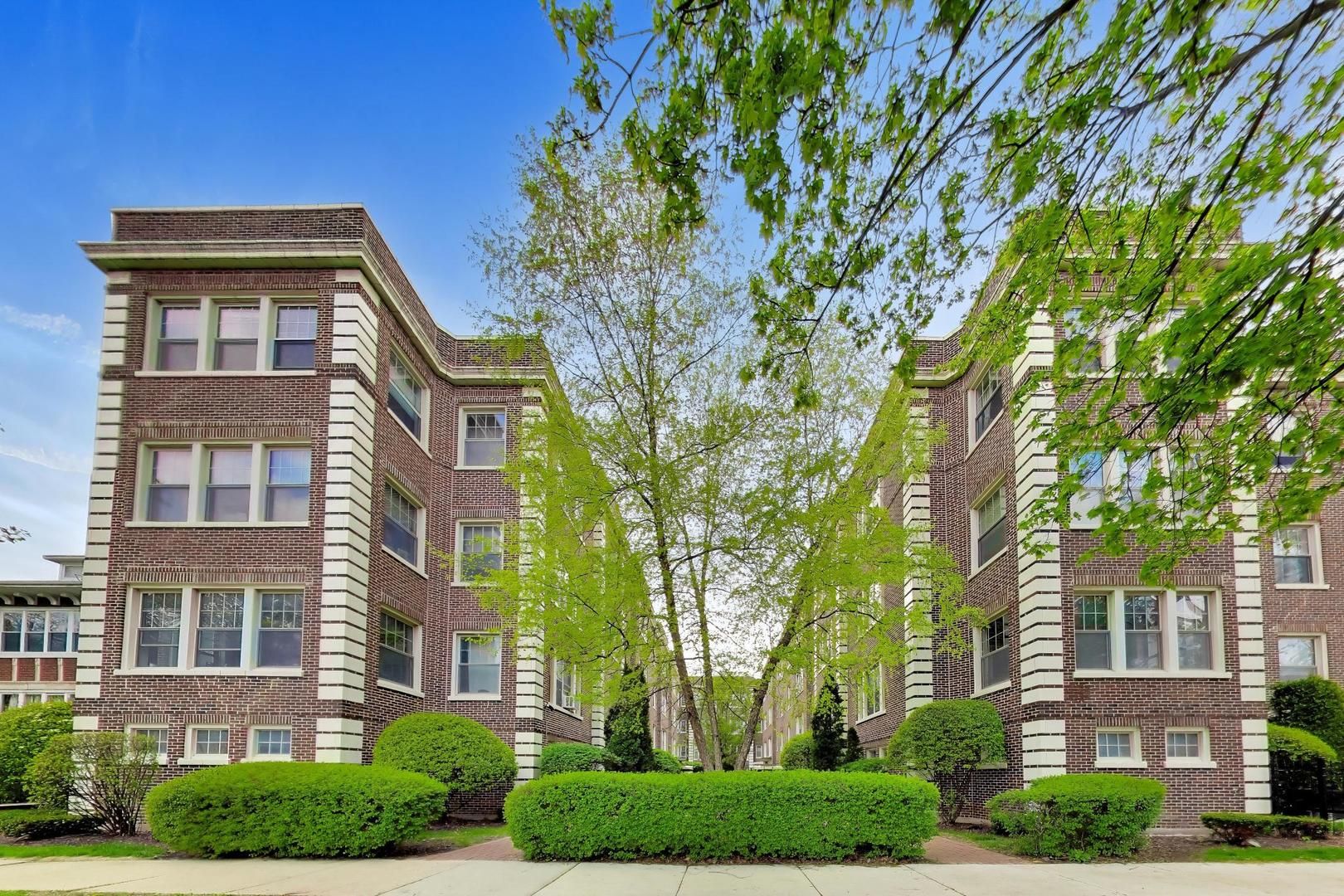443 N Lombard Avenue #2 — Oak Park, IL 60302