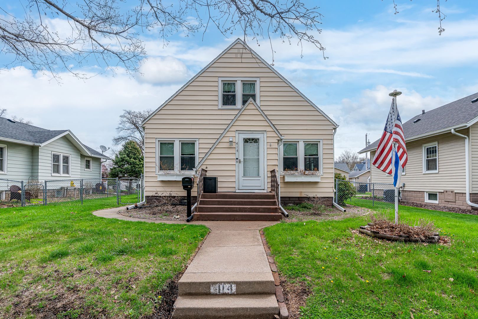 414 45th Street — Moline, IL 61265