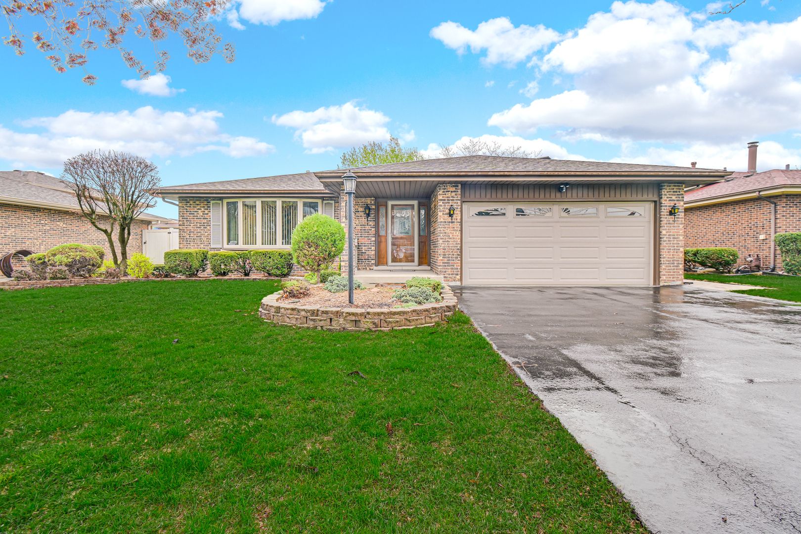 16563 Crescent Avenue — Tinley Park, IL 60477