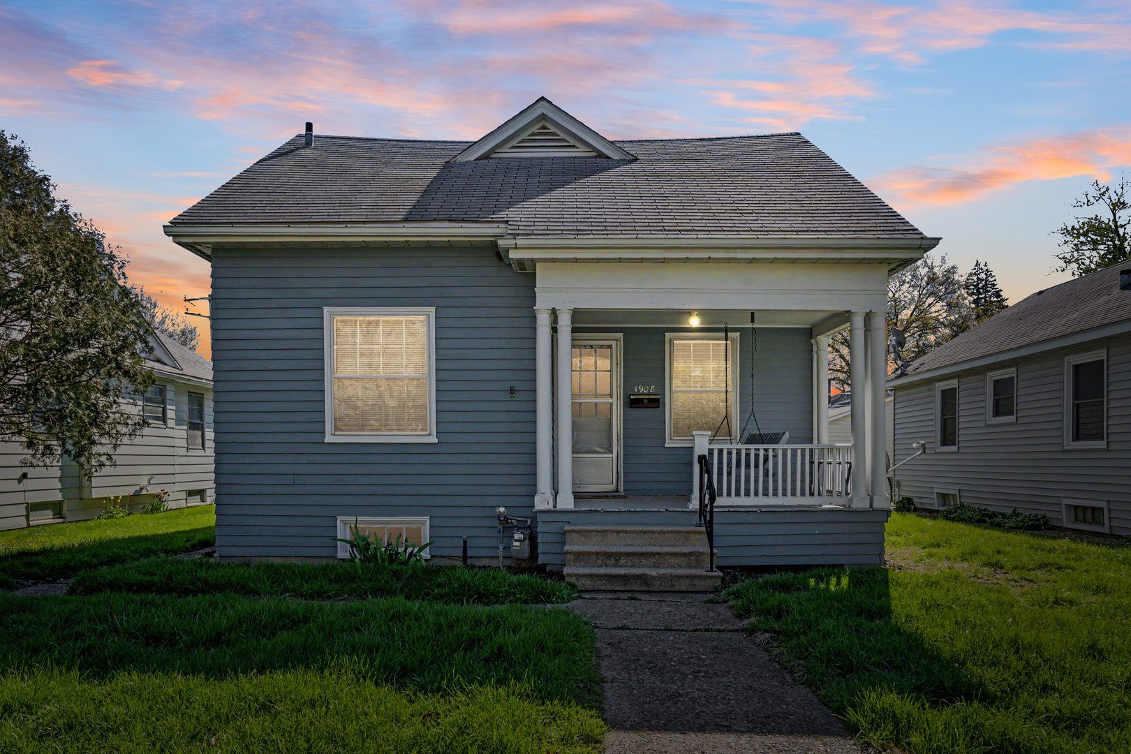 1908 24th Street — Moline, IL 61265