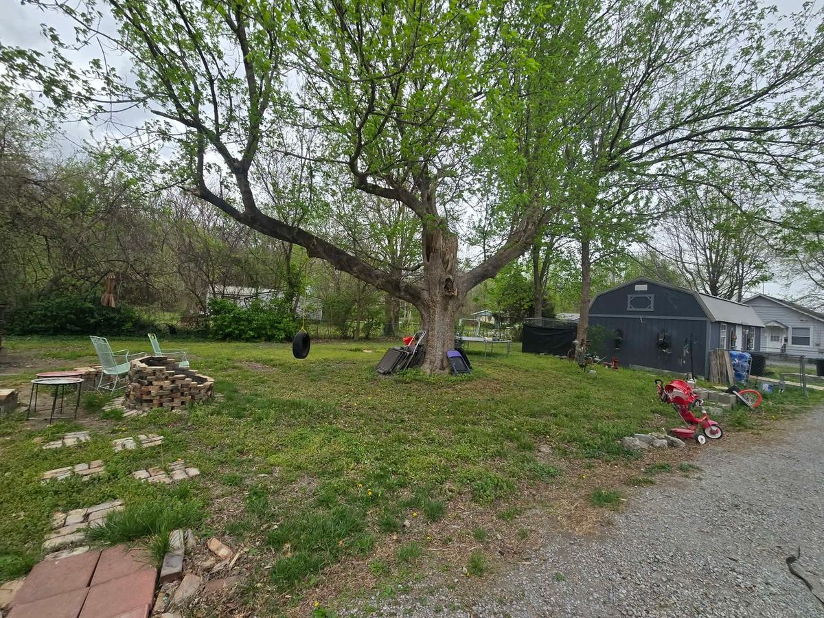 208 W Bryan Street, Herrin, IL 62948