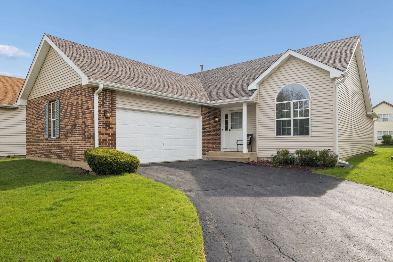 21069 W Hazelnut Lane — Plainfield, IL 60544