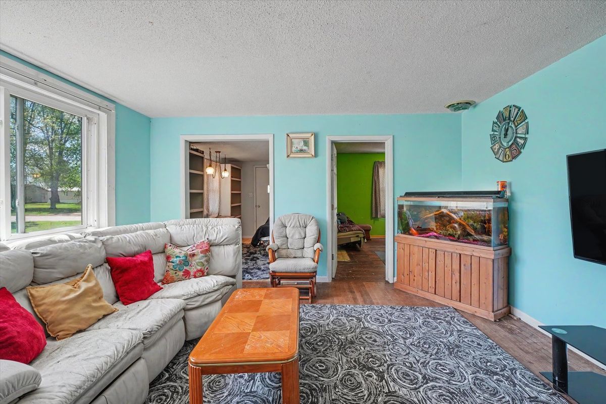 707 N Gray Street, Sidell, IL 61876