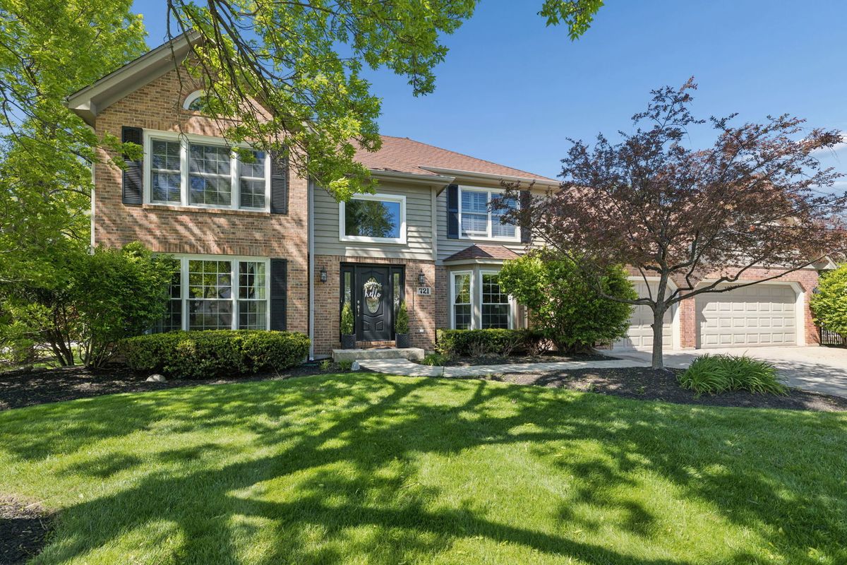 721 BURGESS HILL Road, Naperville, IL 60565