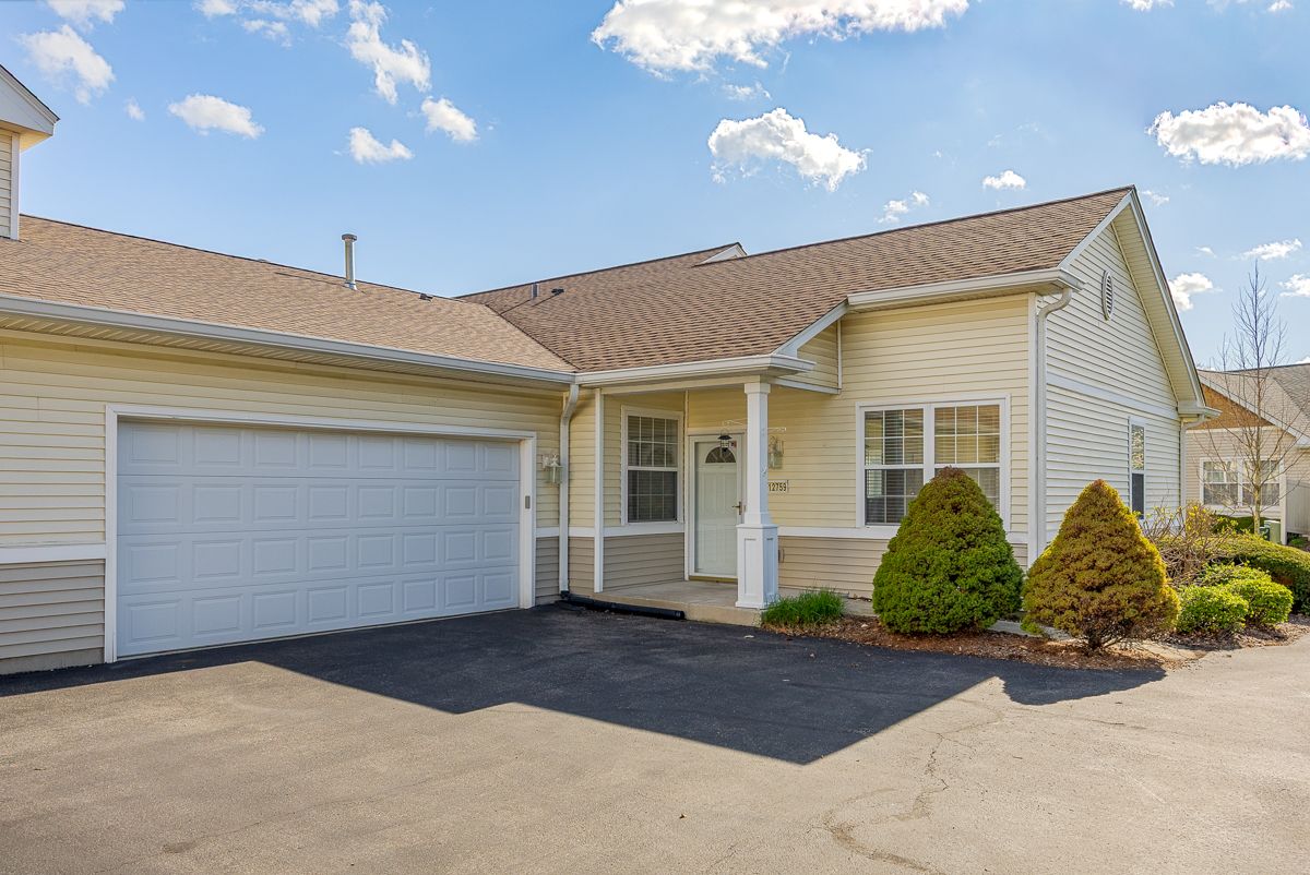 12759 Kishwaukee Lane #0 — Huntley, IL 60142