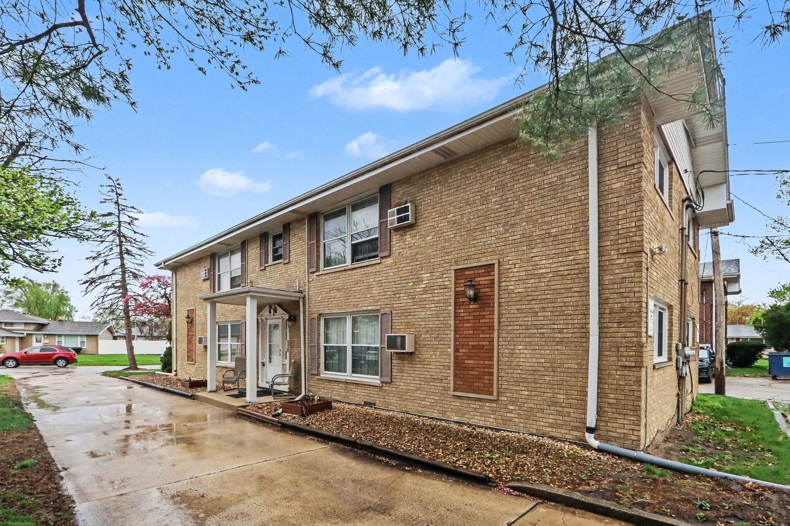 2278 182nd Place — Lansing, IL 60438