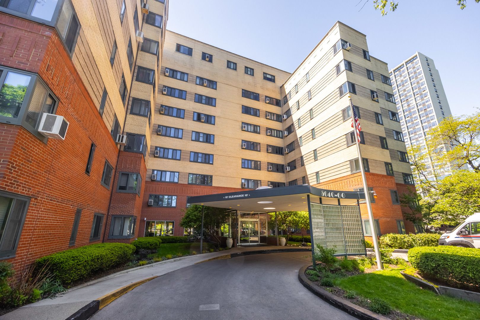 5060 N Marine Drive #2A — Chicago, IL 60640