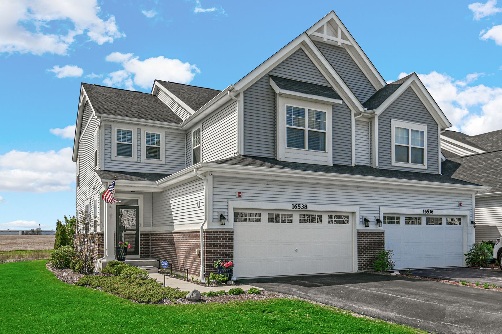 16538 S Winding Creek Lane — Lockport, IL 60441