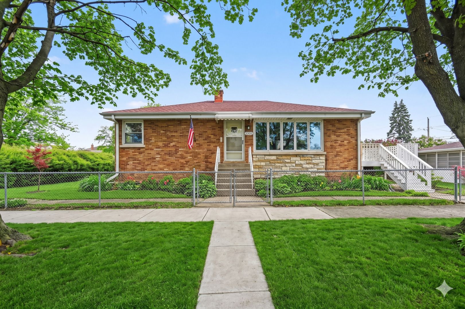 2301 Elm Street — River Grove, IL 60171