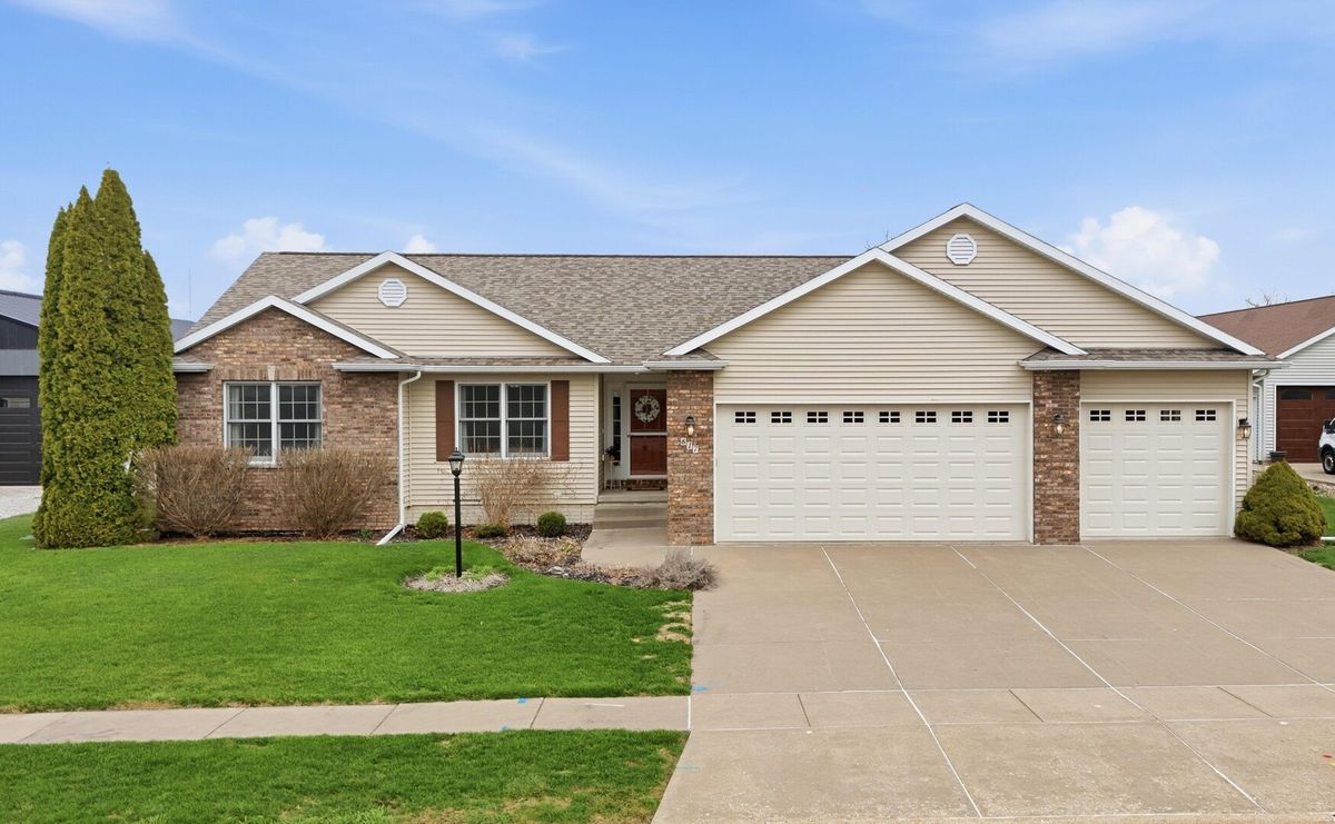 617 6th Street Circle, Princeton, IA 52768