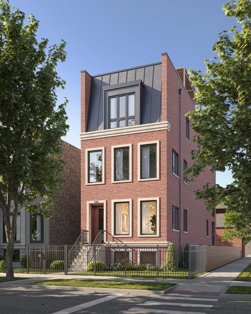 1302 Newport Avenue — Chicago, IL 60657