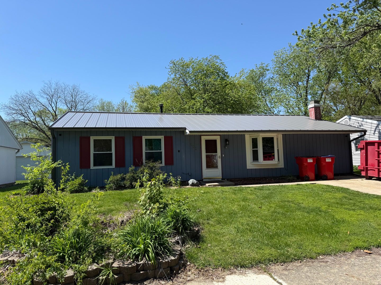 601 Ridgewood Court — Champaign, IL 61821
