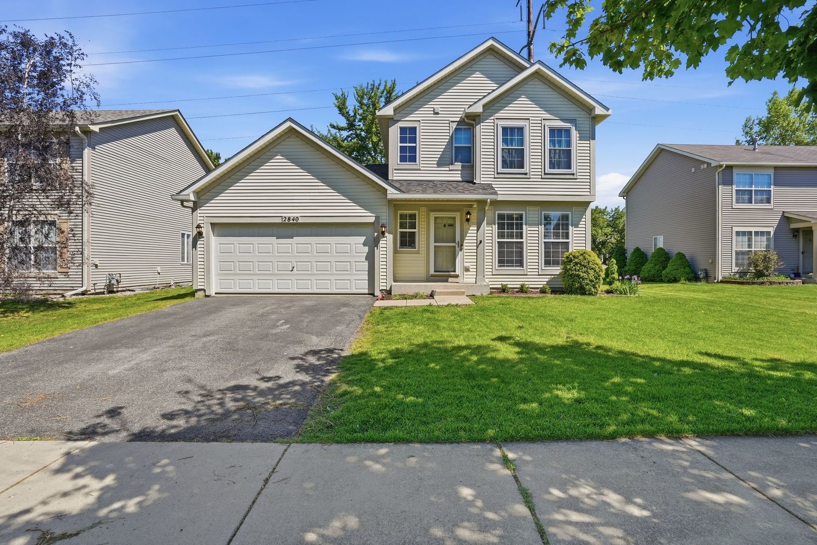 2840 Heather Lane — Montgomery, IL 60538