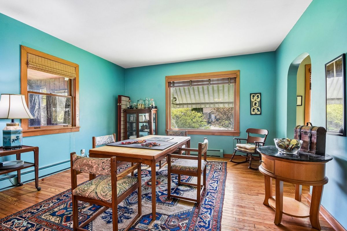 10604 Charles Road, Woodstock, IL 60098
